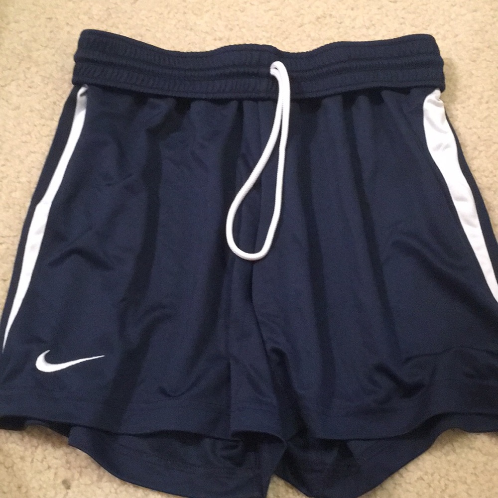 ✨HP✨ Nike dri-fit shorts - Picture 4 of 5